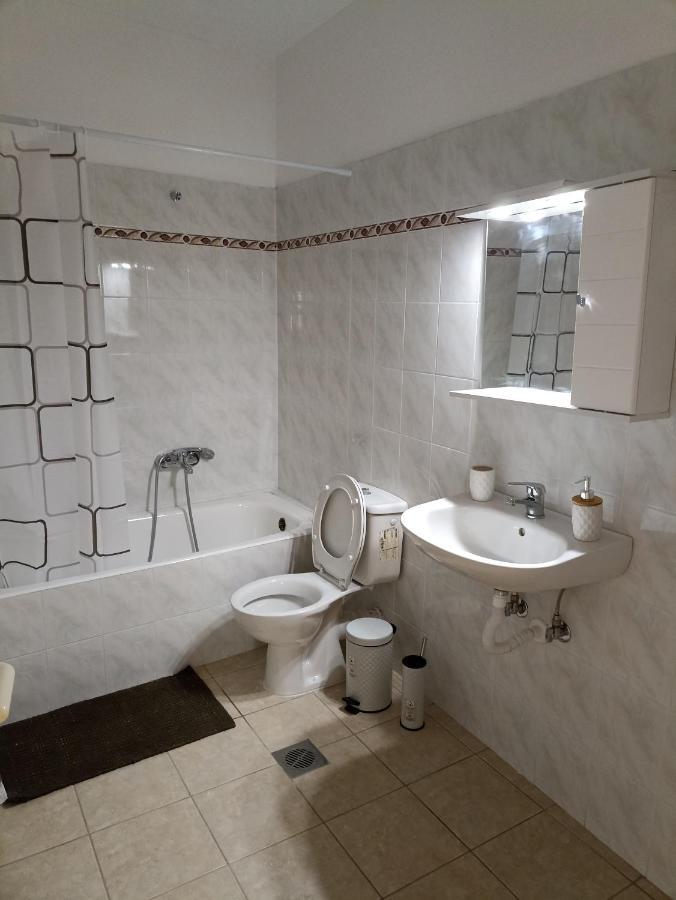 Airport City Center 2 Spáta Zewnętrze zdjęcie